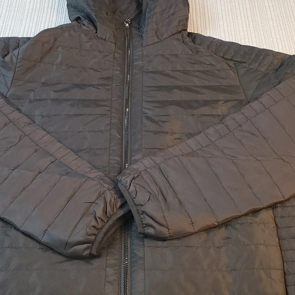 Dutch Bros Coffee Mens Medium Black Lightweight Puffer Jacket Hooded Cinch Waist